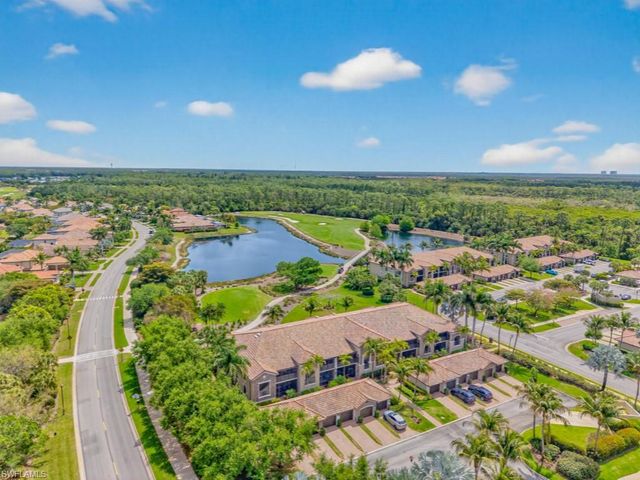 9844 Venezia CIR E 726, Naples, FL 34113