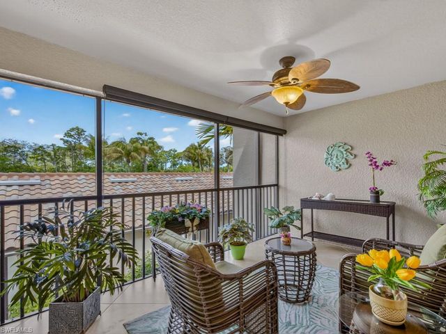 9844 Venezia CIR E 726, Naples, FL 34113