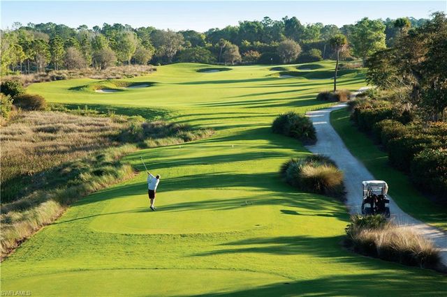 9844 Venezia CIR E 726, Naples, FL 34113