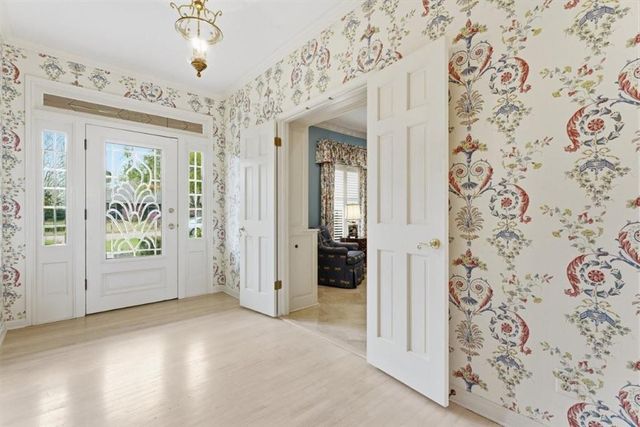 1304 W Dumbarton, Lake Charles, LA 70605