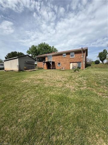 1280 Pilot Westfield Road, Pilot Mountain, NC 27041