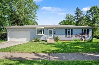 317 Brookfield Street, Niles City, MI 49120
