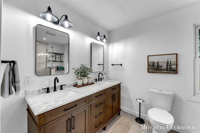 15415 Coalter Avenue, Kent City, MI 49330