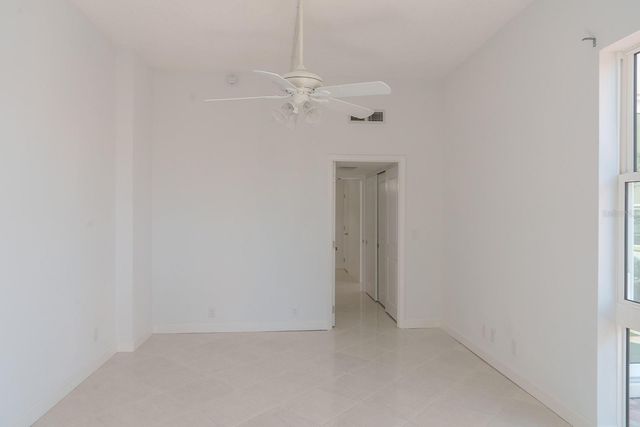 7400 SUN ISLAND DRIVE S 111, South Pasadena, FL 33707