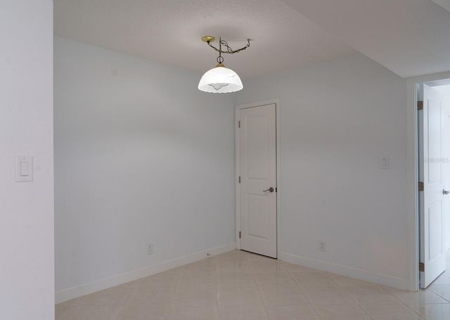 7400 SUN ISLAND DRIVE S 111, South Pasadena, FL 33707