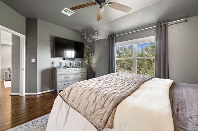 911 LINDEN LOOP, Cedar Park, TX 78613