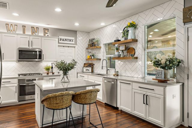 911 LINDEN LOOP, Cedar Park, TX 78613