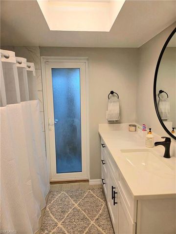 3594 Rita LN, St. James City, FL 33956