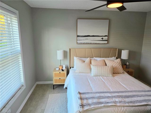 3594 Rita LN, St. James City, FL 33956