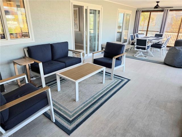 3594 Rita LN, St. James City, FL 33956