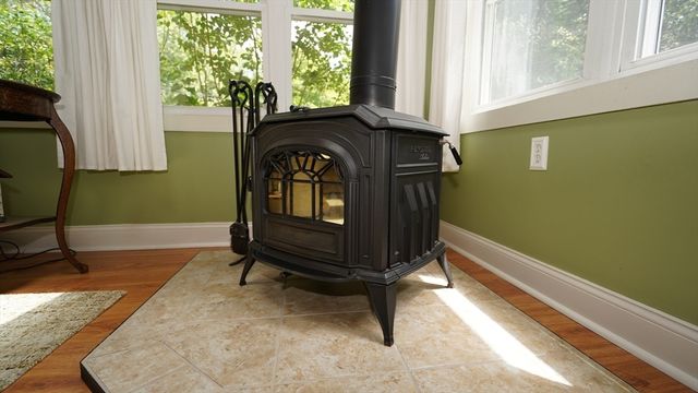 234 Lincoln Ave, Dighton, MA 02764