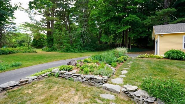 234 Lincoln Ave, Dighton, MA 02764
