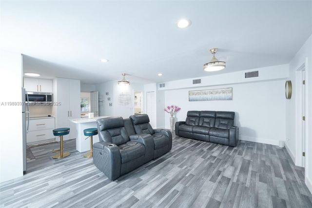 12293 SW 28th Ter, Miami, FL 33175