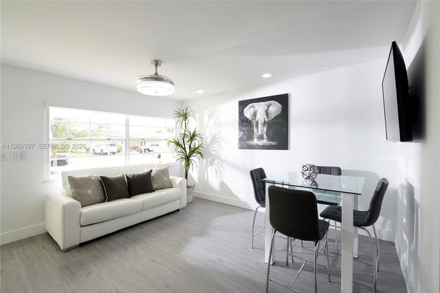 12293 SW 28th Ter, Miami, FL 33175