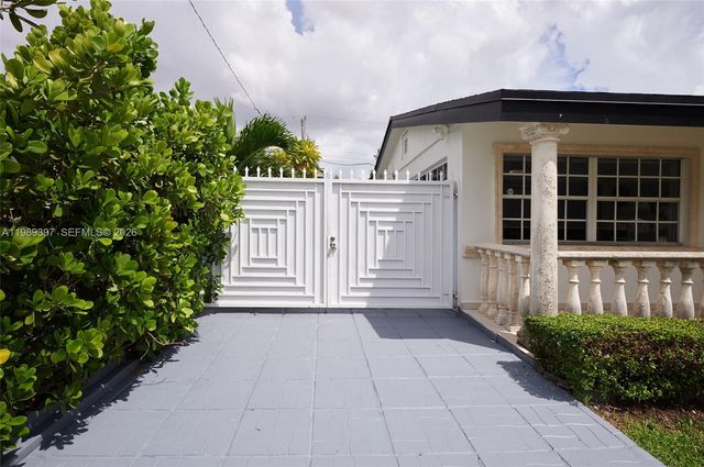 12293 SW 28th Ter, Miami, FL 33175