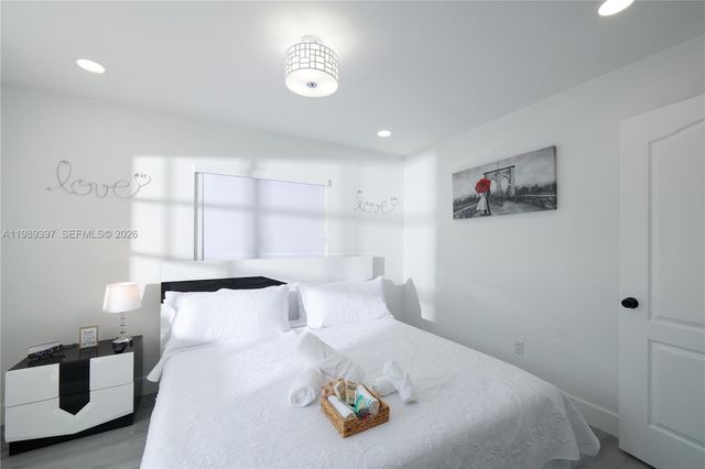 12293 SW 28th Ter, Miami, FL 33175