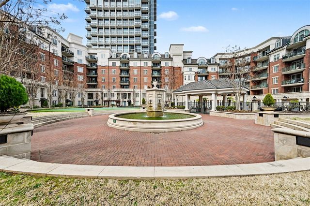 300 W 5th Street 336, Charlotte, NC 28202