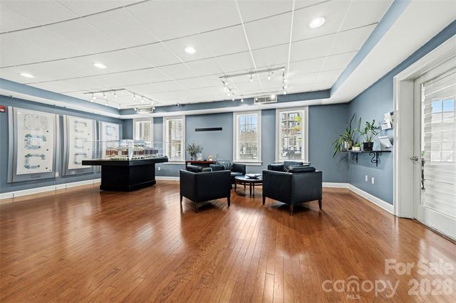 300 W 5th Street 336, Charlotte, NC 28202