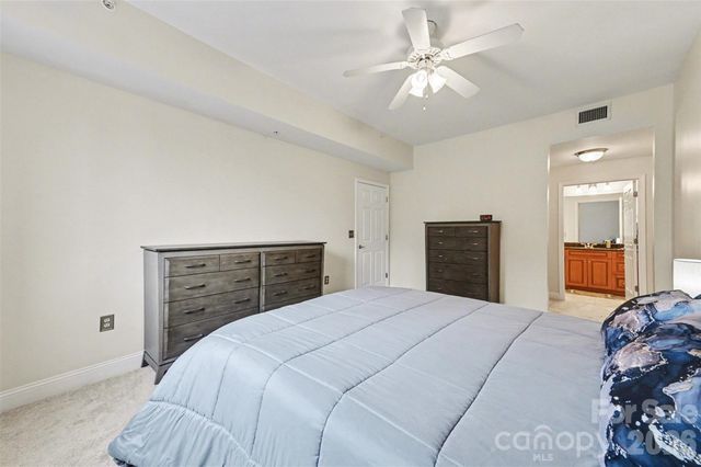 300 W 5th Street 336, Charlotte, NC 28202