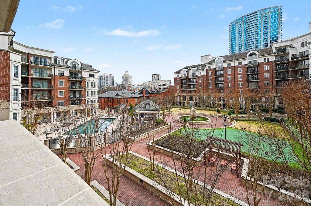 300 W 5th Street 336, Charlotte, NC 28202