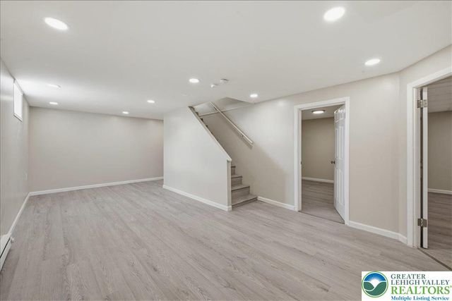 3326 lehigh, Bethlehem Twp, PA 18020