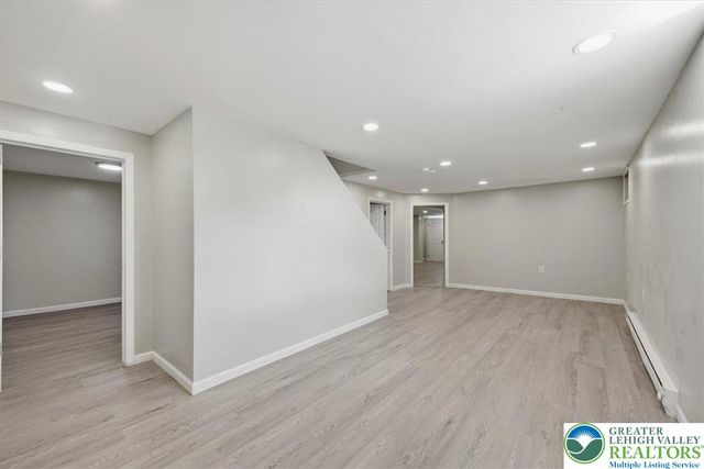 3326 lehigh, Bethlehem Twp, PA 18020