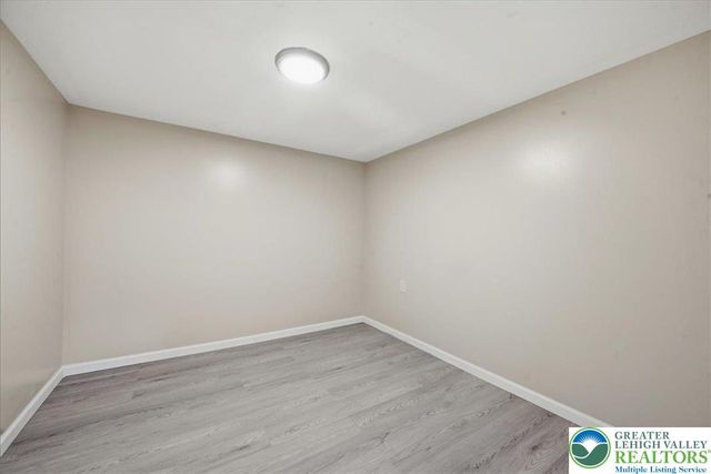 3326 lehigh, Bethlehem Twp, PA 18020