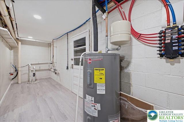 3326 lehigh, Bethlehem Twp, PA 18020