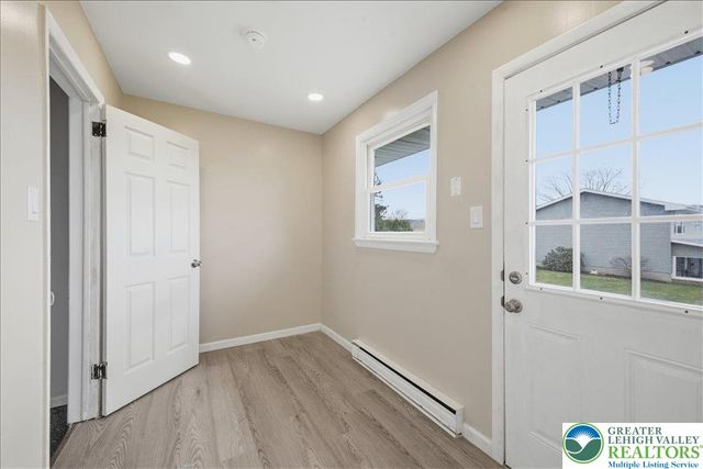 3326 lehigh, Bethlehem Twp, PA 18020