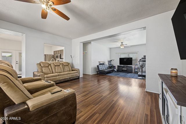 11839 W ROANOKE Avenue, Avondale, AZ 85392
