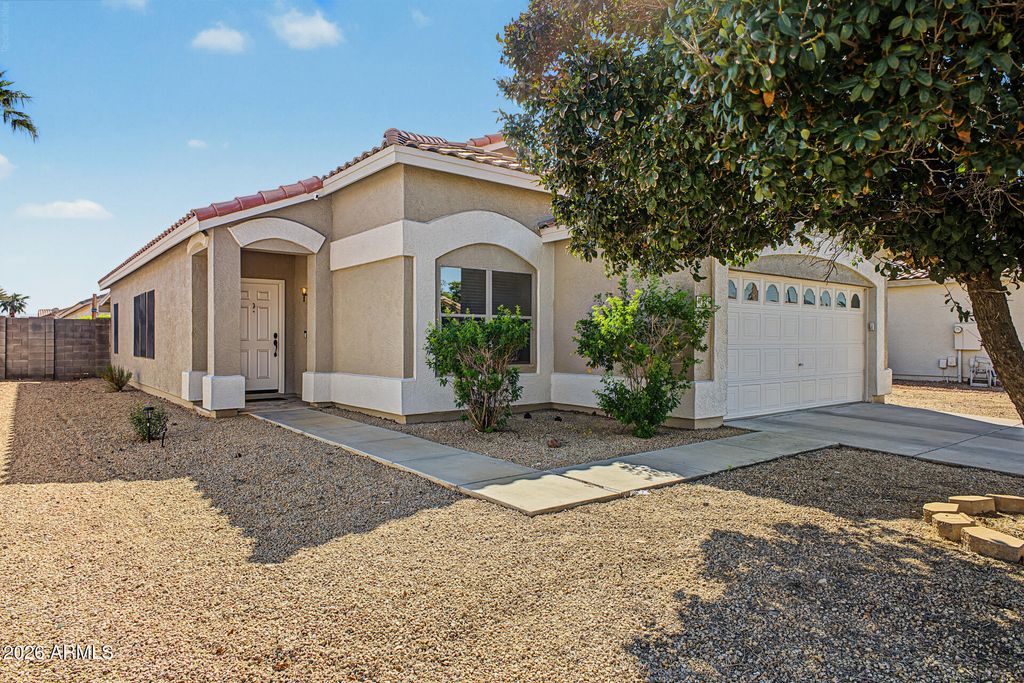 11839 W ROANOKE Avenue, Avondale, AZ 85392 — photo 3