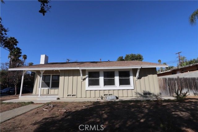 587 W Blaine, Riverside, CA 92507