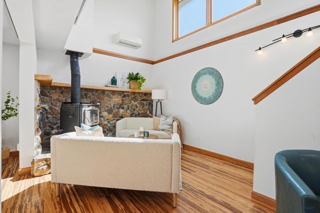 1200 PETERSON RD, Rapid City, SD 57701