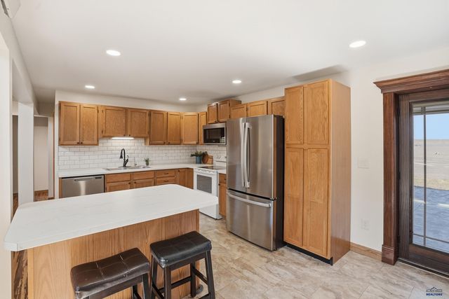 1200 PETERSON RD, Rapid City, SD 57701