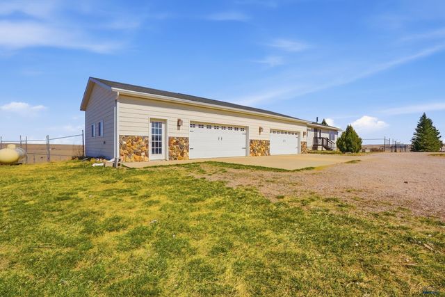 1200 PETERSON RD, Rapid City, SD 57701