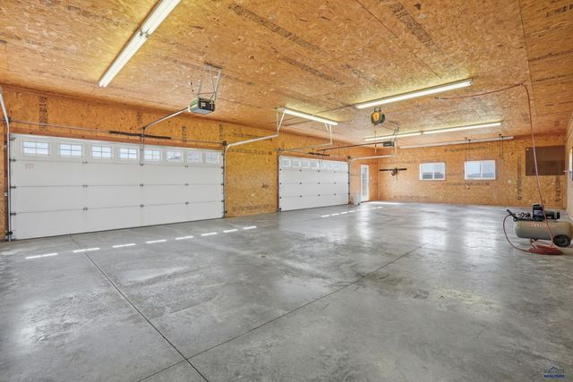 1200 PETERSON RD, Rapid City, SD 57701