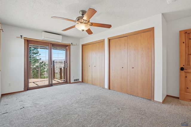 1200 PETERSON RD, Rapid City, SD 57701