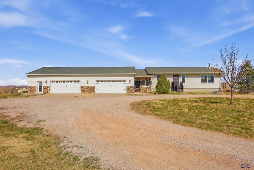 1200 PETERSON RD, Rapid City, SD 57701