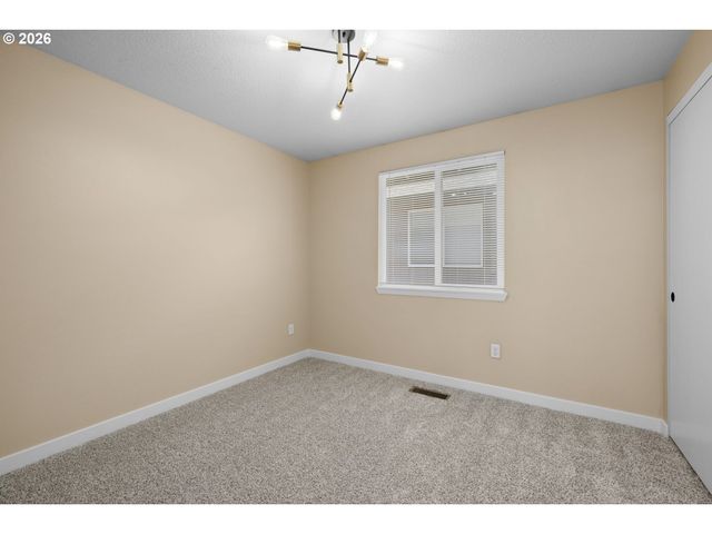 4706 Ne 132ND Pl, Vancouver, WA 98682