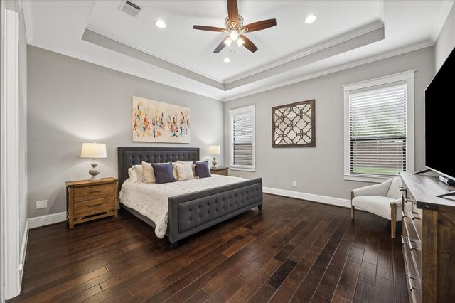 1542 Chantilly Lane, Houston, TX 77018