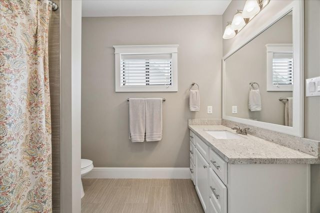 1542 Chantilly Lane, Houston, TX 77018