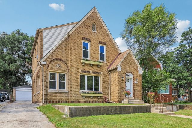 9944 S Prospect Avenue, Chicago, IL 60643