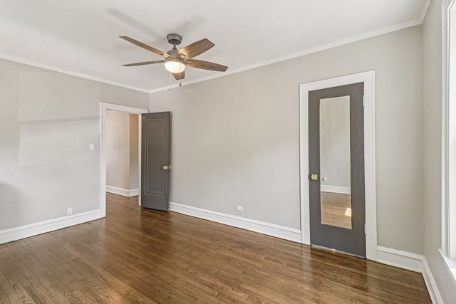 9944 S Prospect Avenue, Chicago, IL 60643