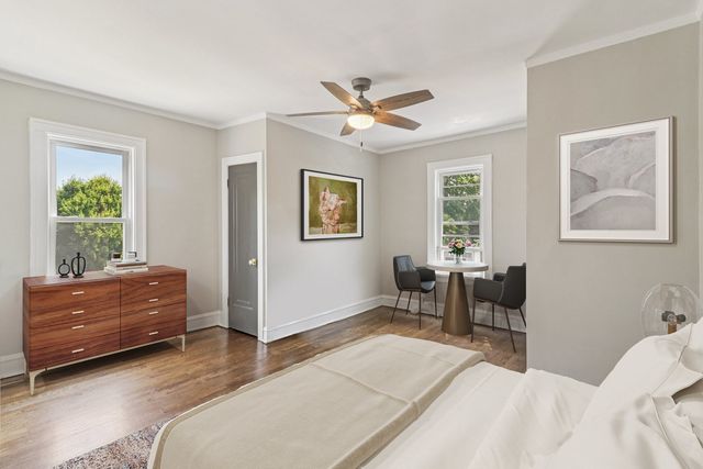 9944 S Prospect Avenue, Chicago, IL 60643