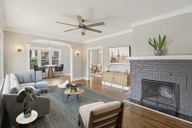 9944 S Prospect Avenue, Chicago, IL 60643