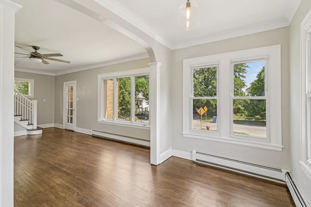 9944 S Prospect Avenue, Chicago, IL 60643