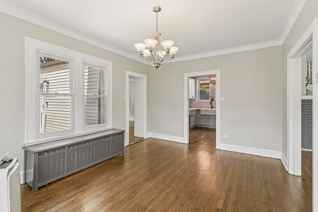 9944 S Prospect Avenue, Chicago, IL 60643