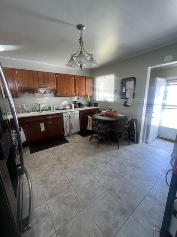 2201 Wren Lane, Rolling Meadows, IL 60008