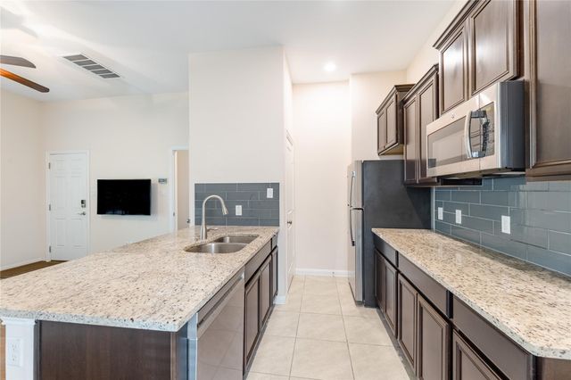 5012 Yucca Bloom DR, Georgetown, TX 78626