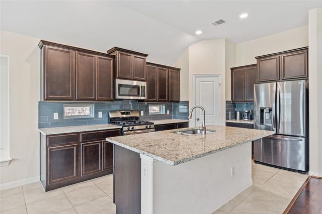 5012 Yucca Bloom DR, Georgetown, TX 78626